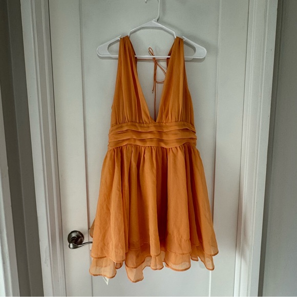 A&F Flirty Drama Mini Dress - Picture 3 of 6